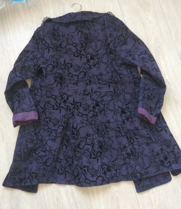 Фіолетове готичне пальто izabel
