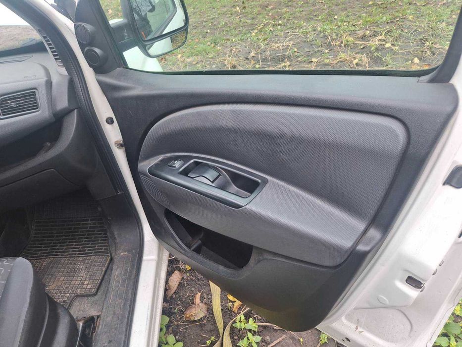 Продам Fiat Doblo 2013р