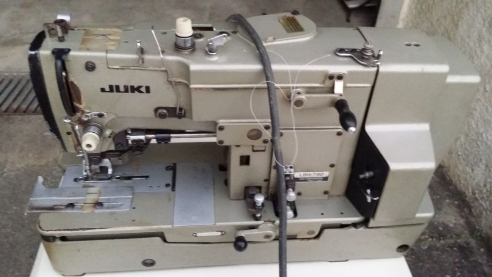 Máquinas de Costura de malhas trifasicas (1)