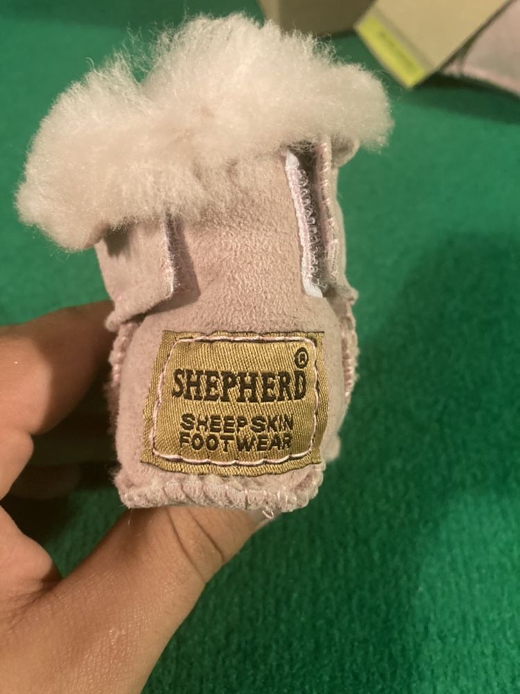 NOVAS! Botas de menina/bebé da Shepherd! (Vários tamanhos)