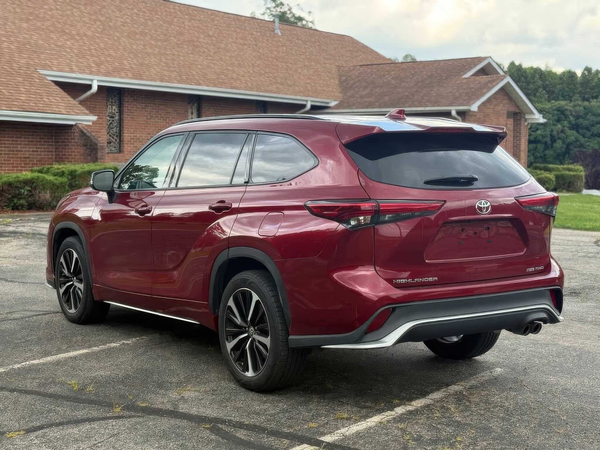 2021 Toyota Highlander XSE