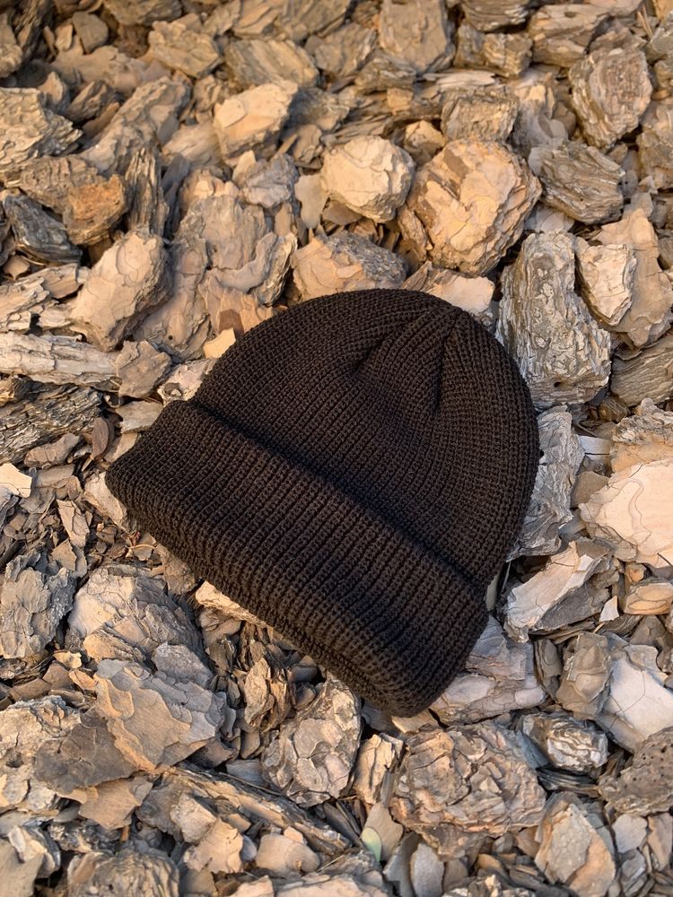 Нова шапка біні у чорному кольорі, шапка beanie, коротка шапка