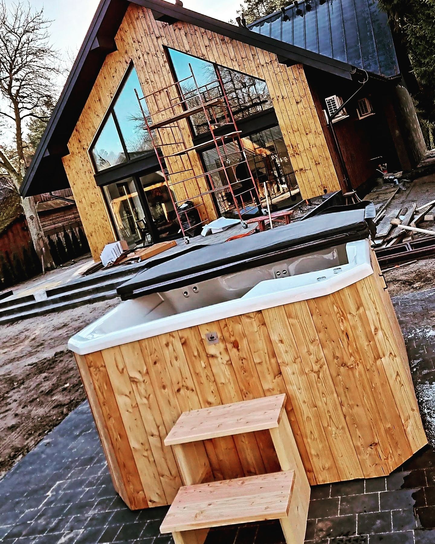 Jacuzzi ogrodowe balia wanna spa