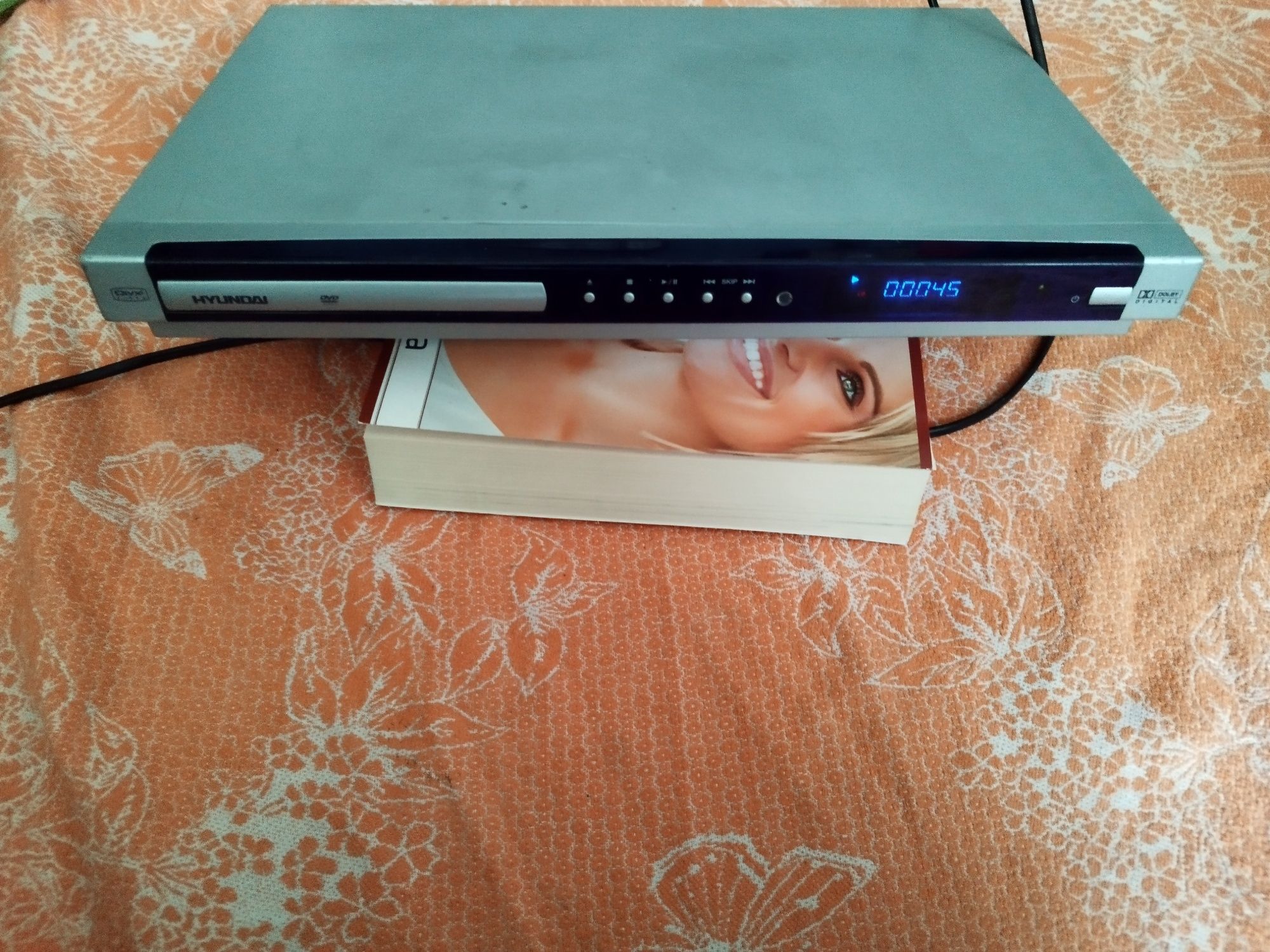 DVD Hyundai DV261