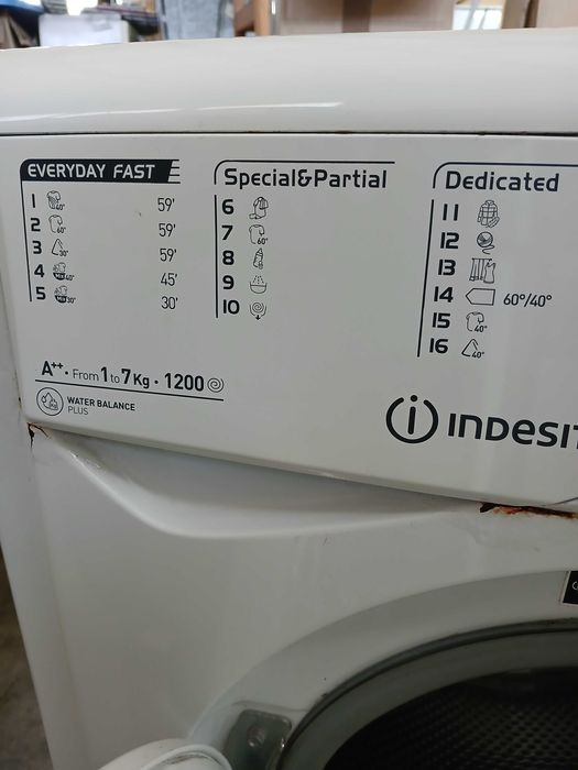 Vendo maquina roupa Indesit 7k a funcionar na perfeição