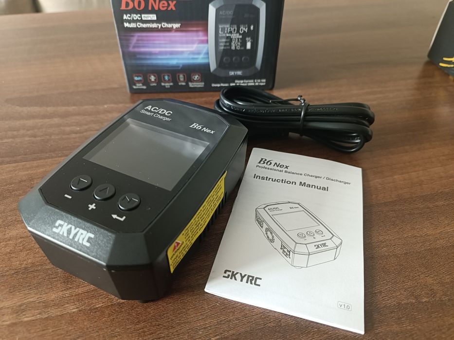 Зарядний пристрій с балансиром SKYRC B6 Nex для FPV дронів