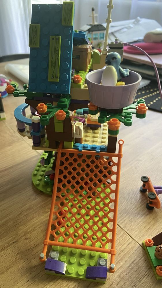 Lego Friends domek na drzewie