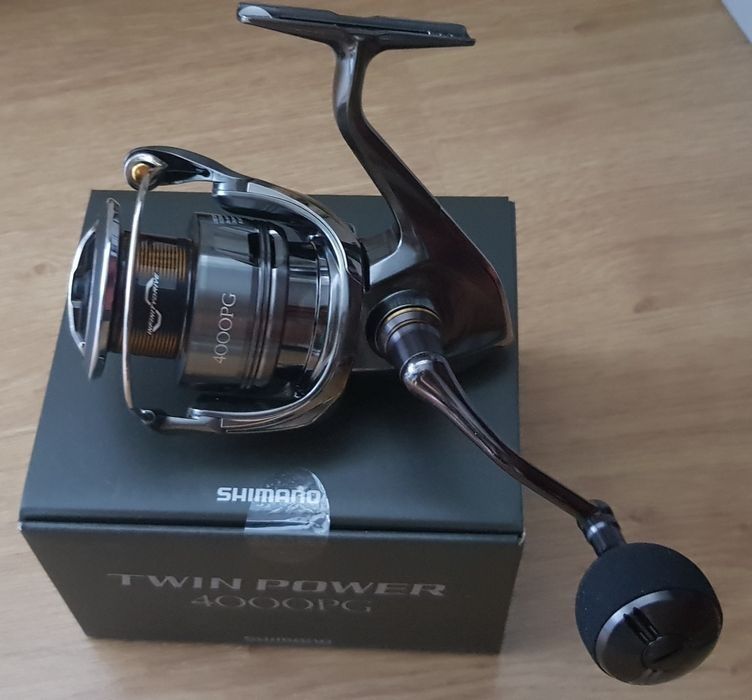 Kołowrotek Shimano Twin Power FE 4000PG 4,4:1