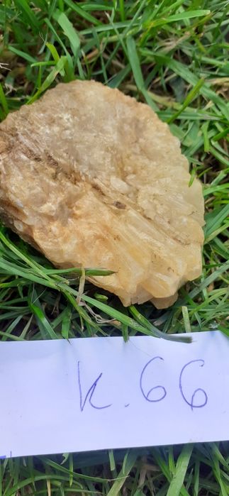 Kalcyt żółty, mineral, kamien, pewność siebie