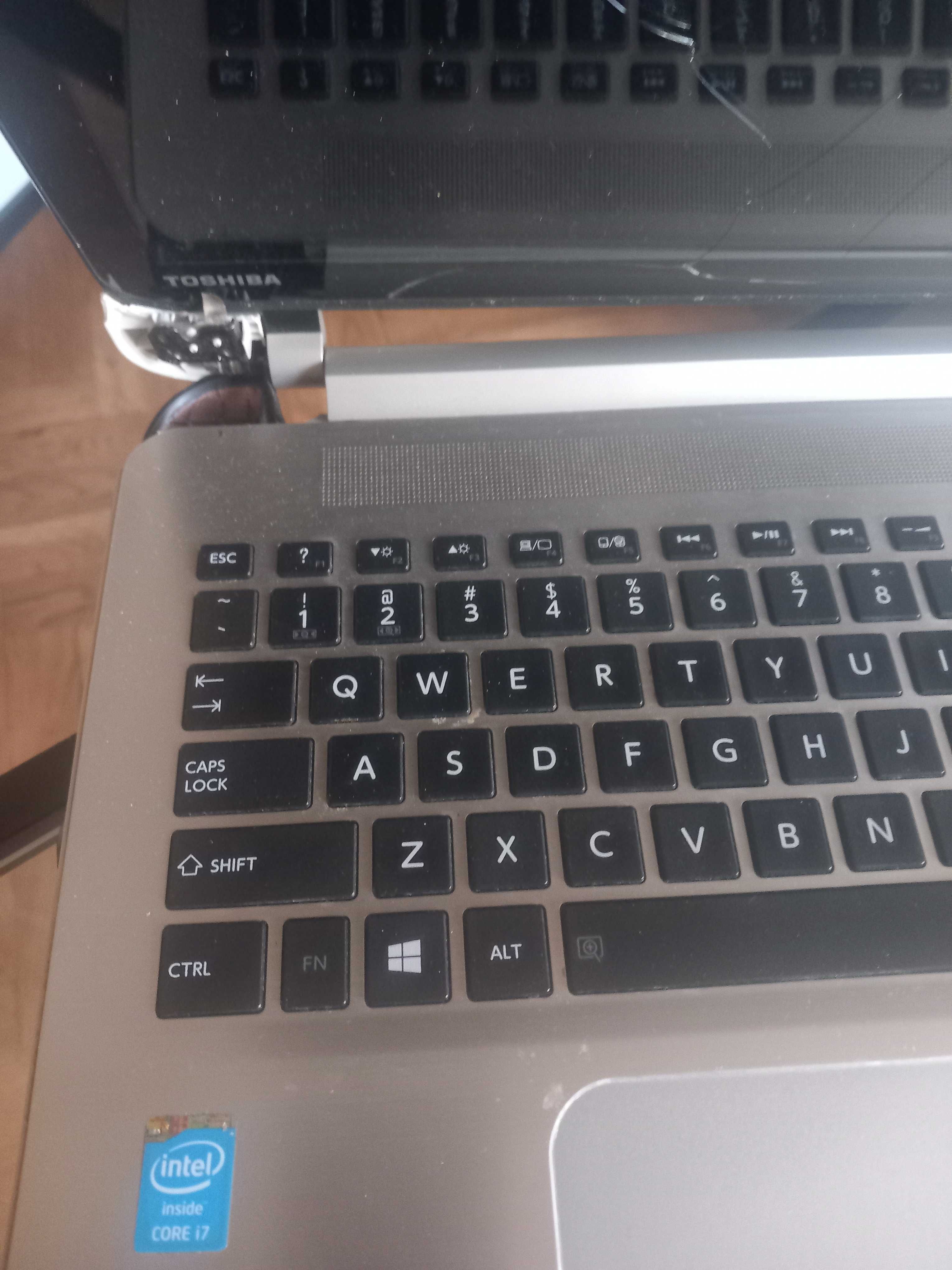 Toshiba laptop na części
