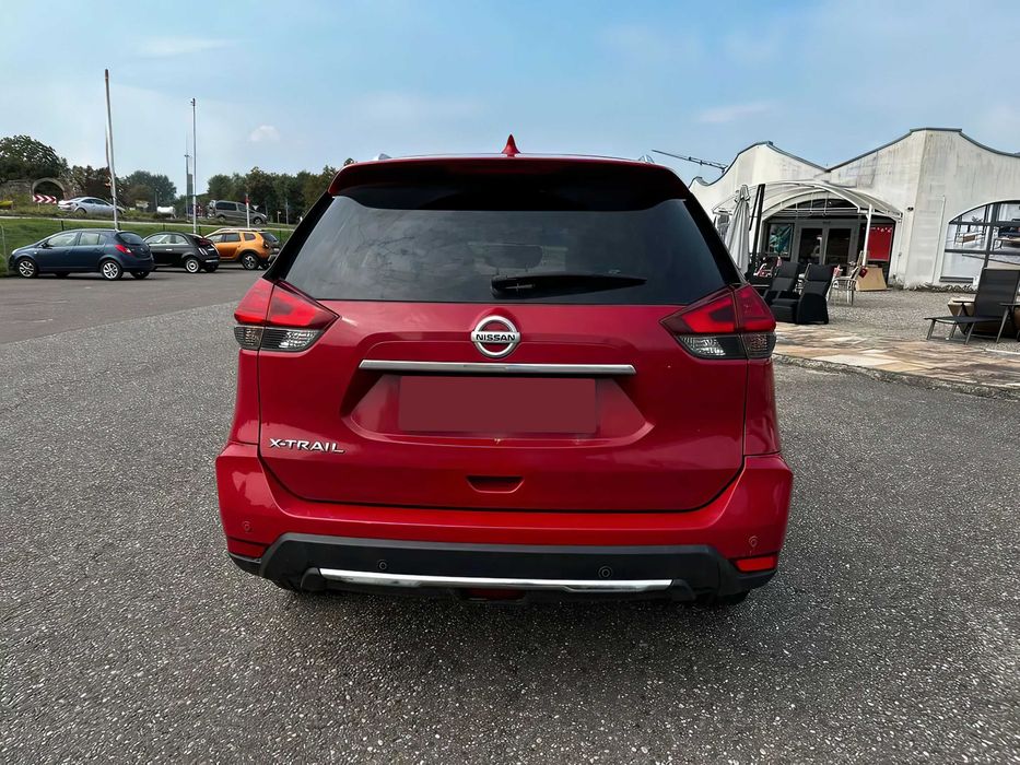 Nissan X-Trail      2017