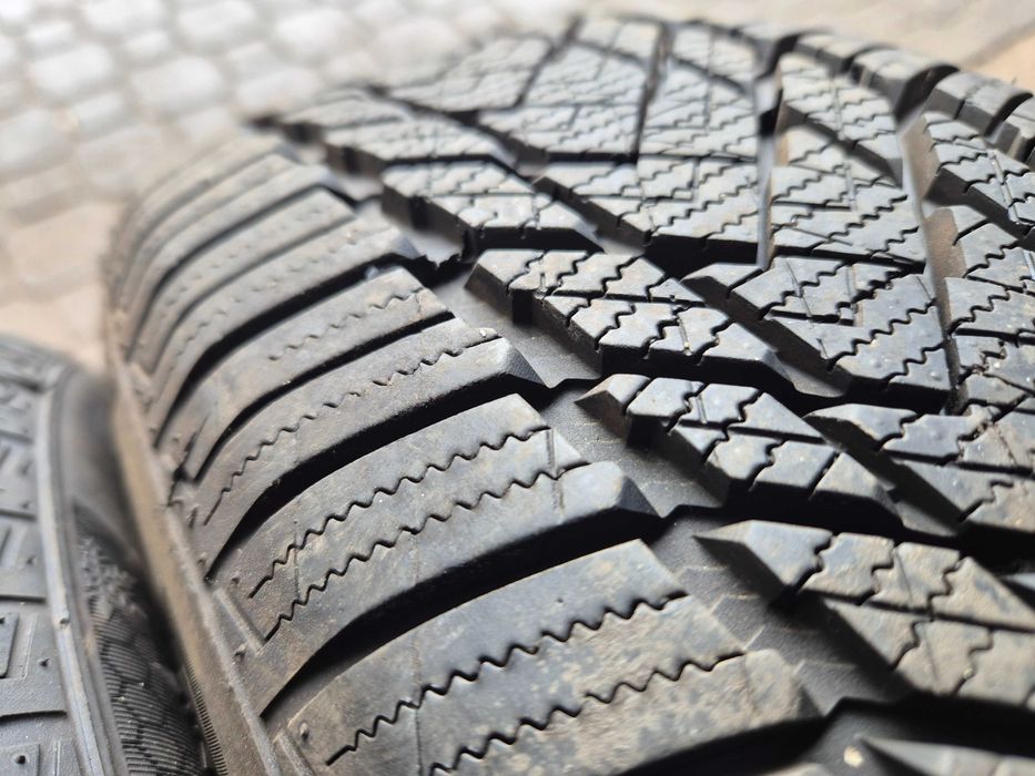 185/60r15 royalblack opony zimowe jak nowe 8mm 2023r