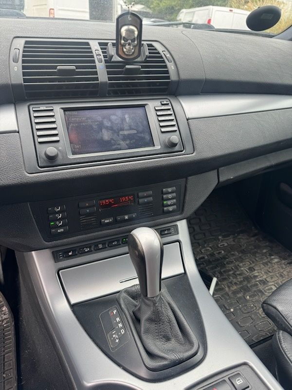 Bmw X5 3.0 benzin