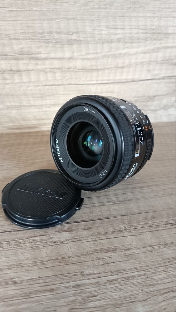 Nikon AF 35mm f2 D US 609504 обʼєктив з середнім кутом