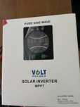 Inverter z akumulatorem