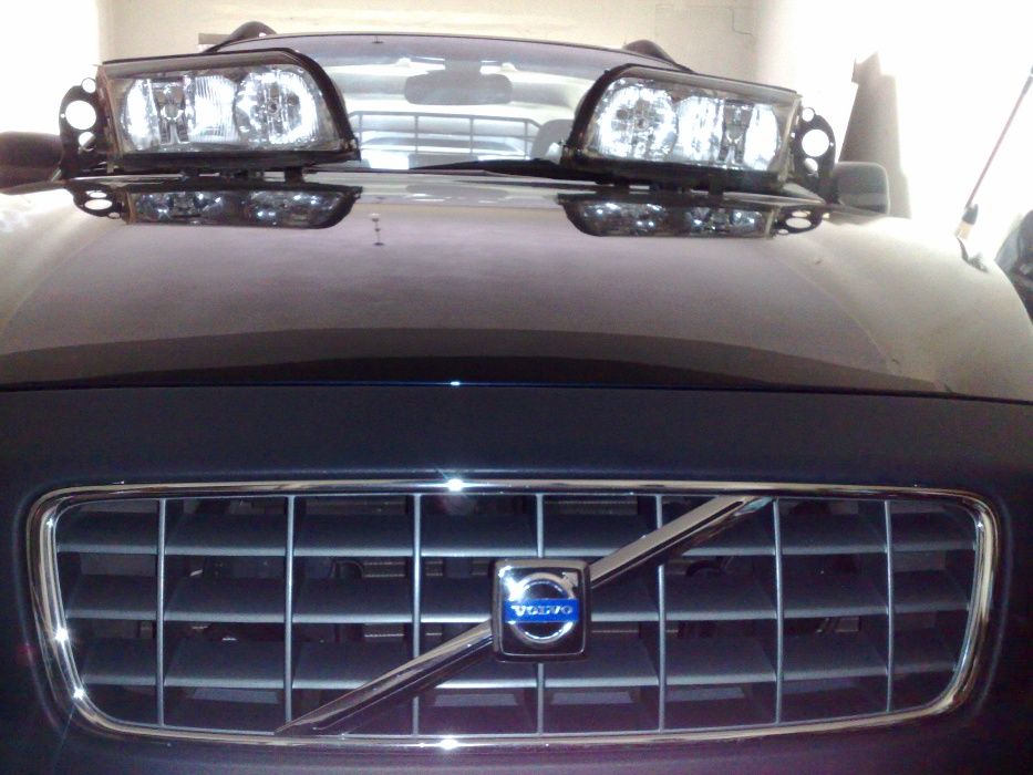 Volvo S80 farol lado condutor