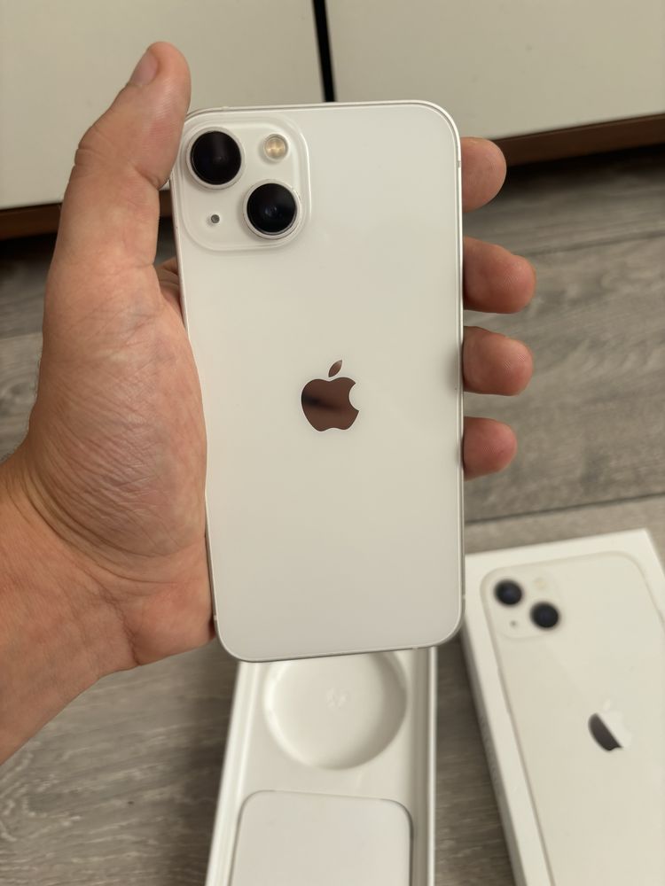 Iphone 13 bialy  stan idealny