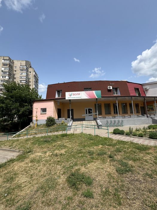 Продам дуже теплий гараж біля озера Чеха.