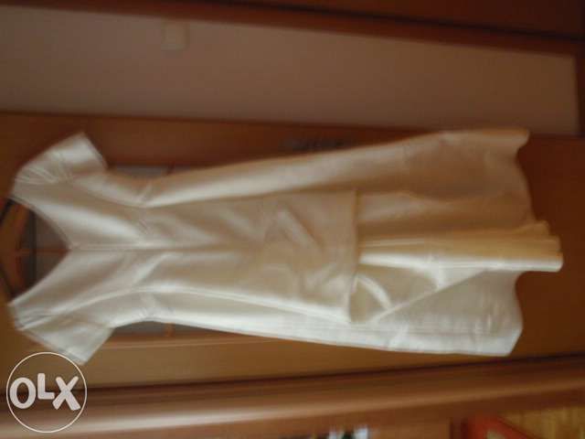 Suknia ślubna szyta na zamówienie- rozmiar 40-42 - komplet