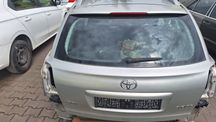 Klapa tylna tyl Toyota Avensis t25 kombi 1c0 ico 1co blenda kompletna