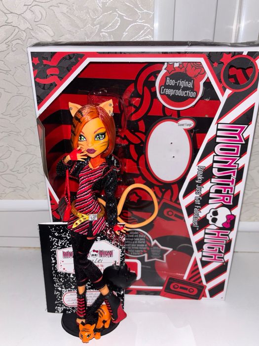Торалей Страйп кукла Монстер Хай Репродукция