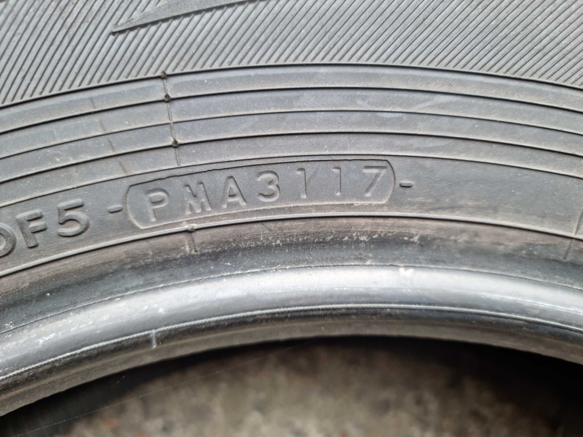 225/65R17 Yokohama Geolander G98 * Lato * 2017r * 2 sztuki **# 212 K