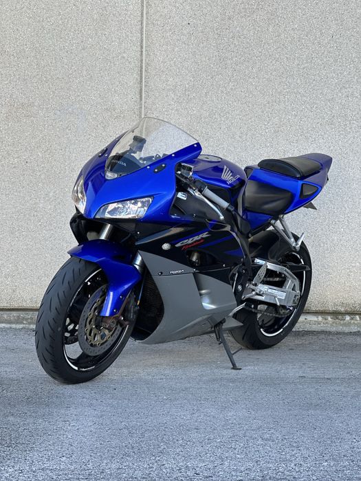 Honda CBR1000RR - Com Extras!