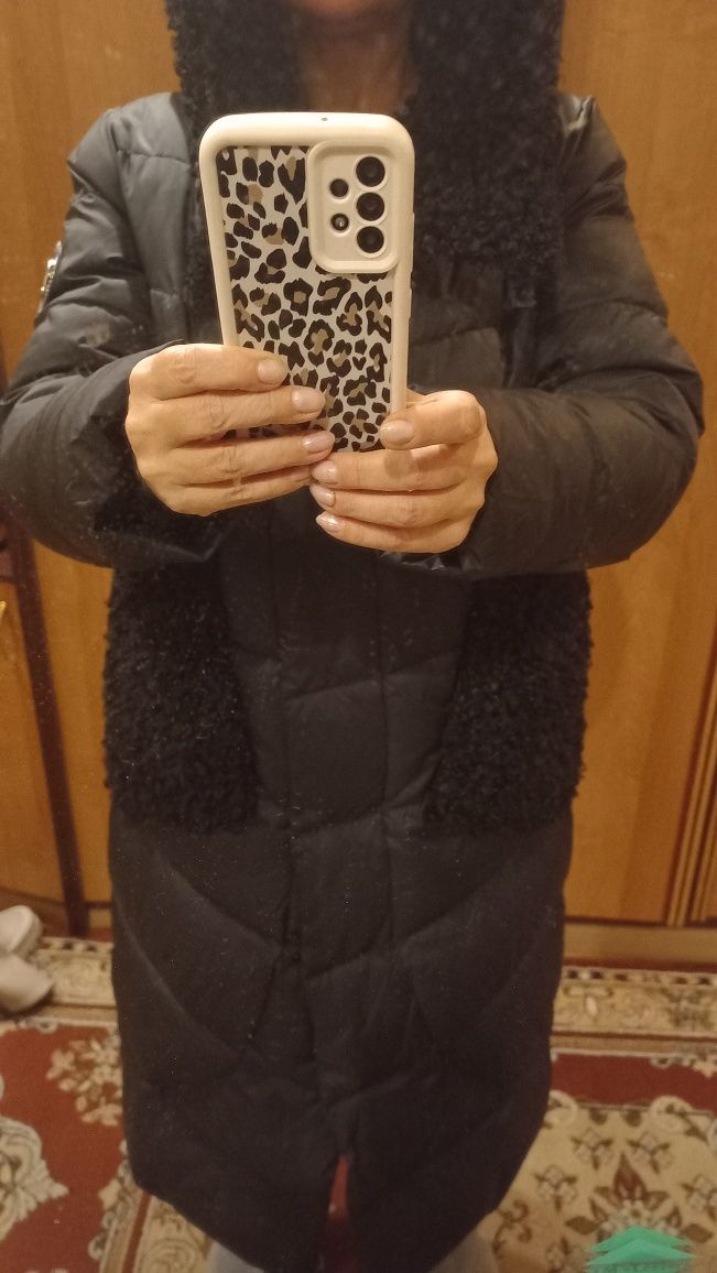 Пуховик черный зима 48/50