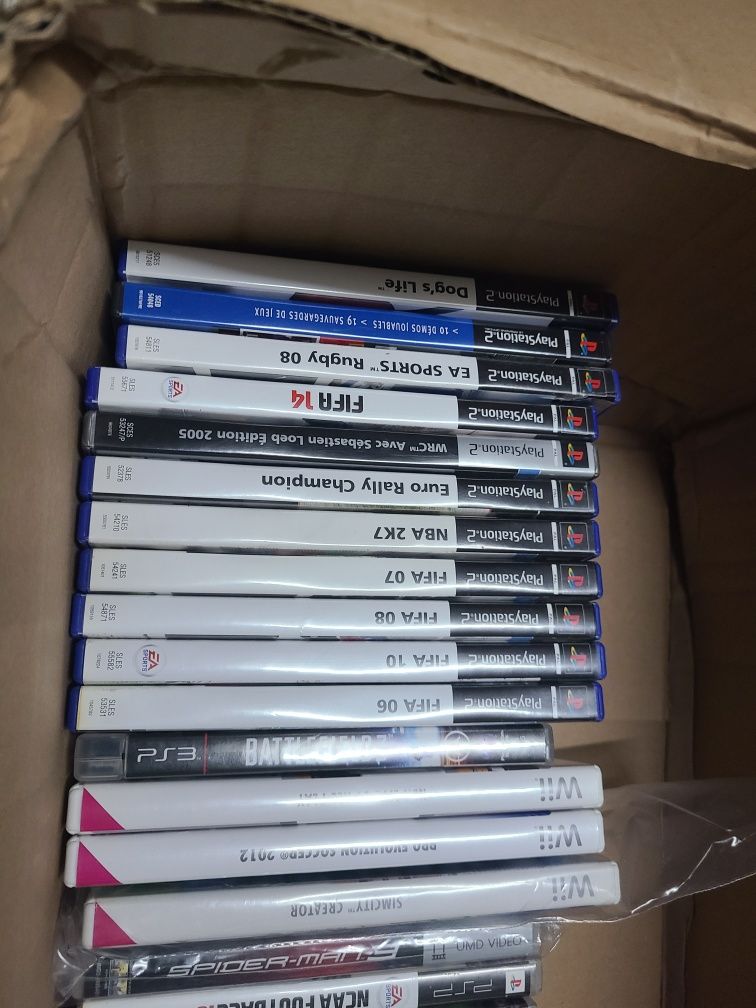Lote 26 jogos PlayStation diversos