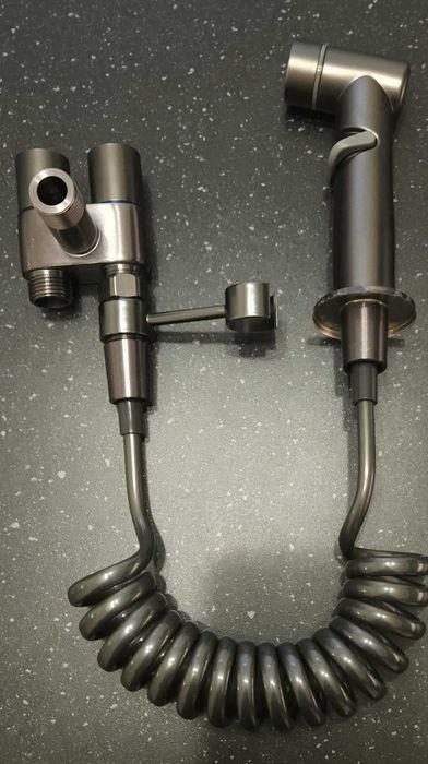 bidetta do toalet nie używana