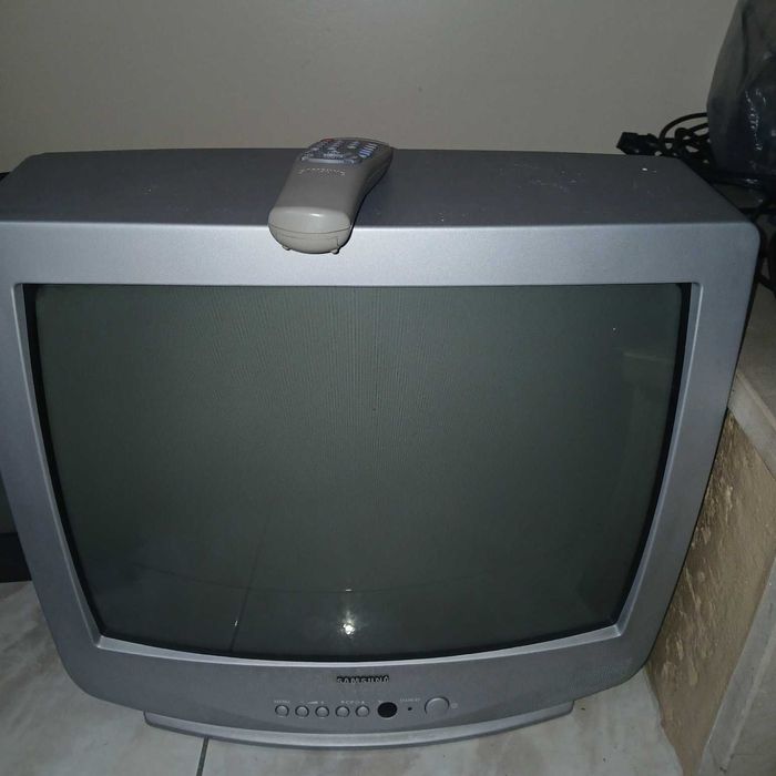 Vendo a Samsung de 46x44cm