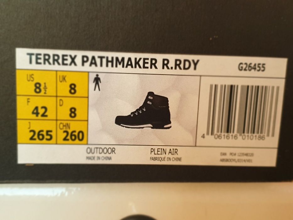 Buty zimowe marki ADIDAS rozmiar 42