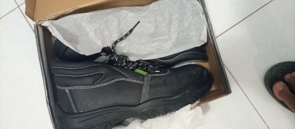 novo sapatos (número 44)