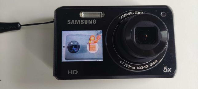 Samsung DV90: 16 MPix, 5 x zoom, selfie