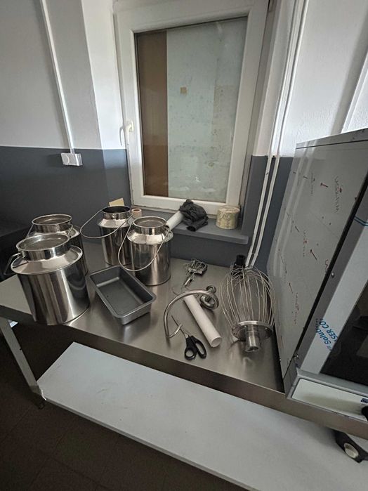 Piec Cukierniczy Piekarniczy Konwekcyjny Elektryczny Nawliżacz Hendi