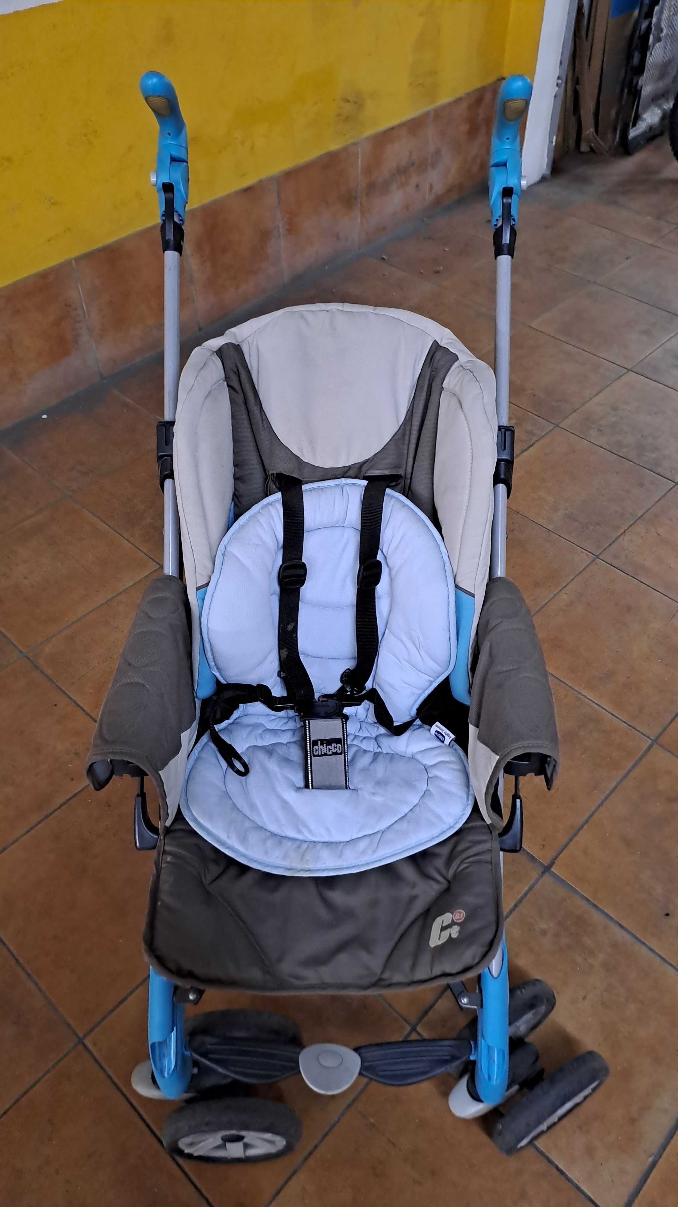 Carrinho de bébé mais ovo da Chico