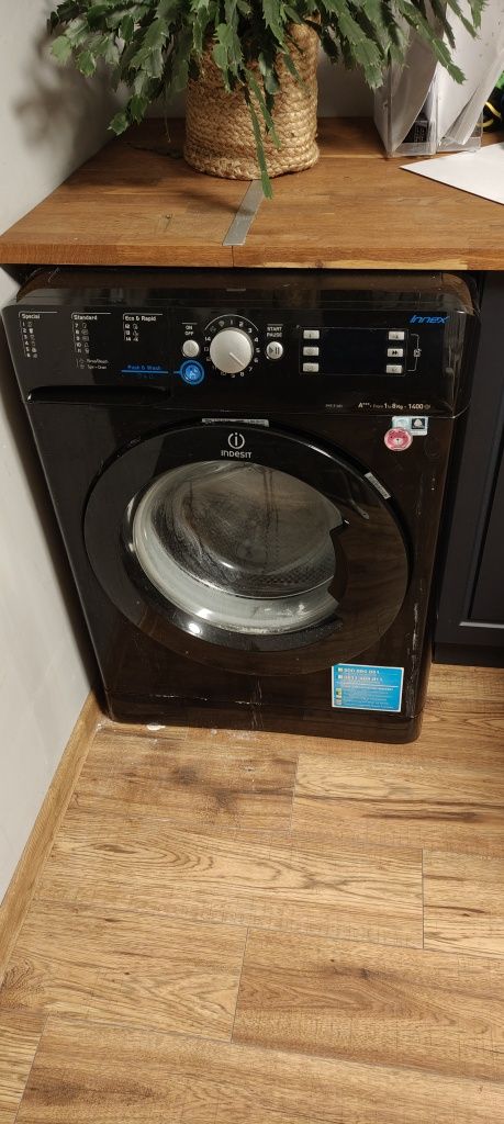 Pralka Indesit w całości lub na części