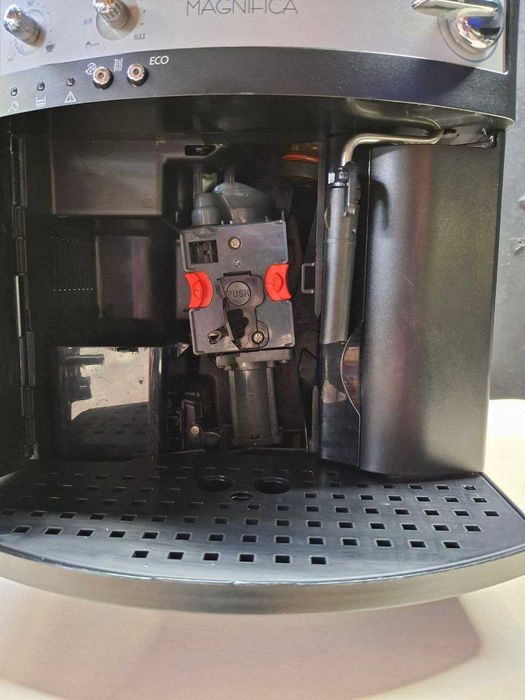 Кавоварка Delonghi Magnifica ESM 3200 з гарантією