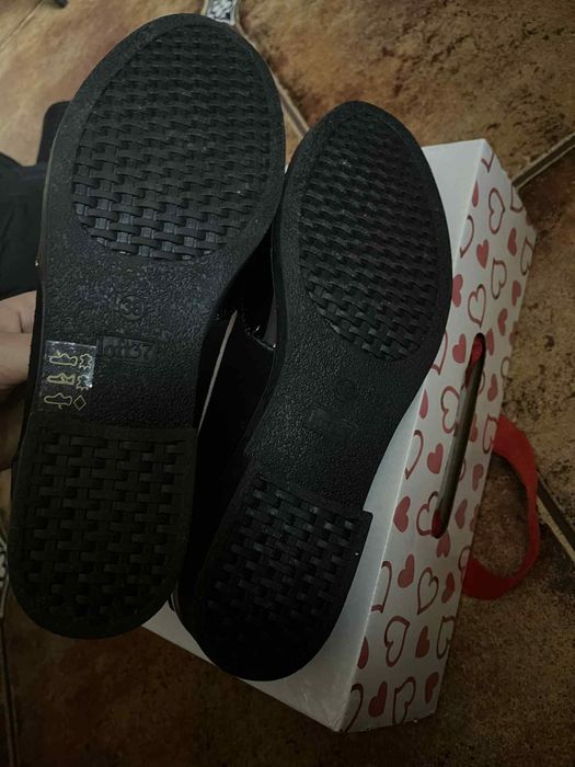 Nowe buty mokasyny loafersy skórzane damskie Loft 37 rozmiar 38