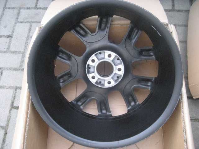 1x Felga 18 Mercedes A 176 B 246 CLA 117 7,5x18 ET52 oryginał