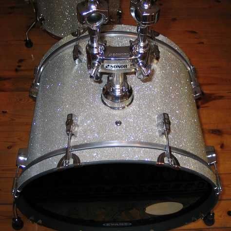 Sprzedam Zamienię Sonor Force 2001 RockShellset. 22,16,13,12"Perkusja