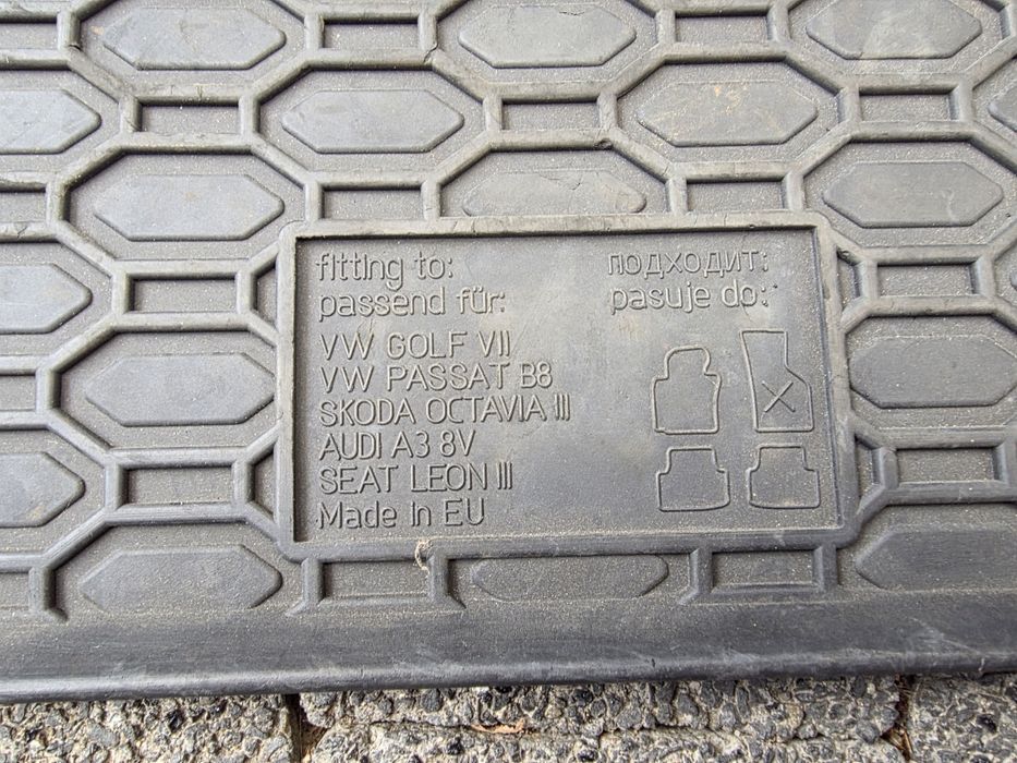 Dywaniki gumowe Audi A3 S3 8V