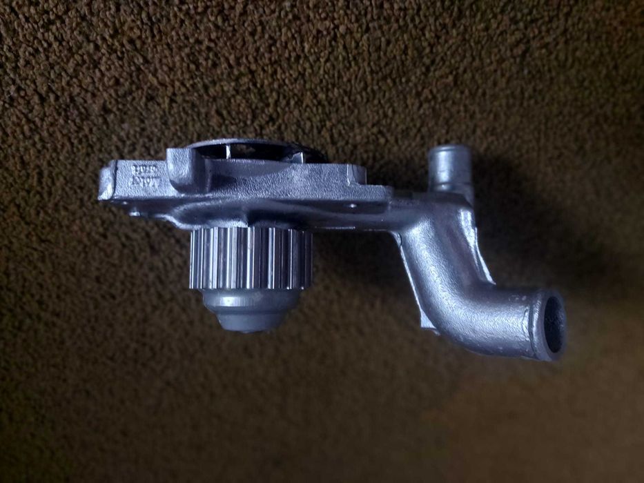 DOLZ F107 Bomba de água para FORD ESCORT, ORION, FIESTA
