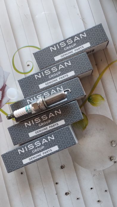 Продам свечи зажигания Ниссан,инфинити