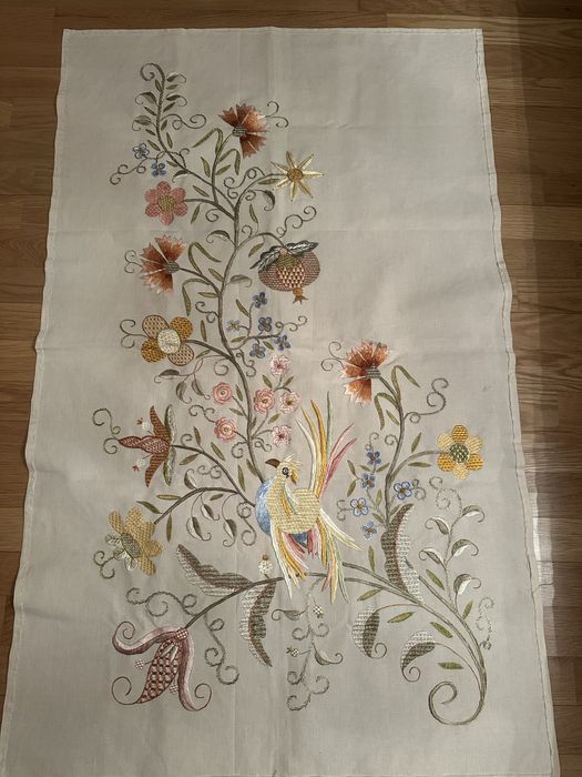 Bordado castelo branco