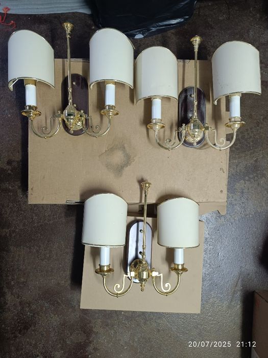 3 candeeiros de parede de casa antiga