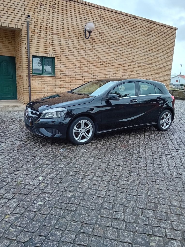 Mercedes A180 cdi Urban Amg Nacional