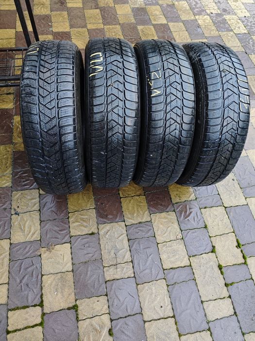 Шини Pirelli Scorpion 215 65 R17 4 шт