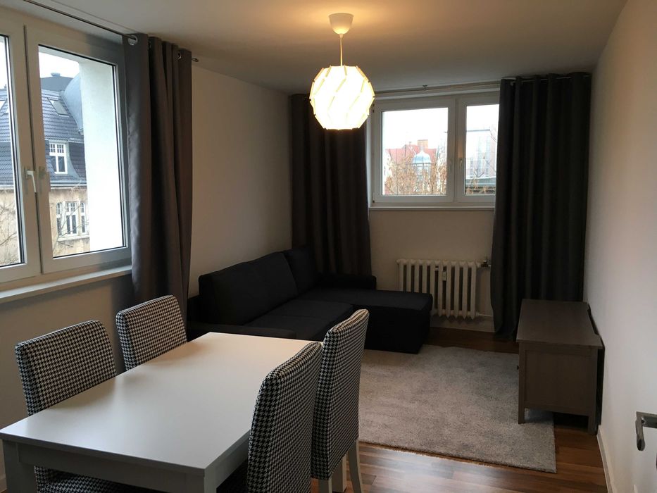 Wynajmę 2-pokojowe mieszkanie w centrum Poznania-bez dodatkowych opłat