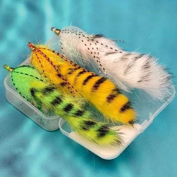 Przynęty- muchy szczupak, sandacz, okoń. 3 szt. komplet.